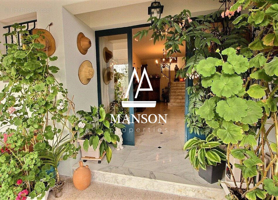 Maison à ARES