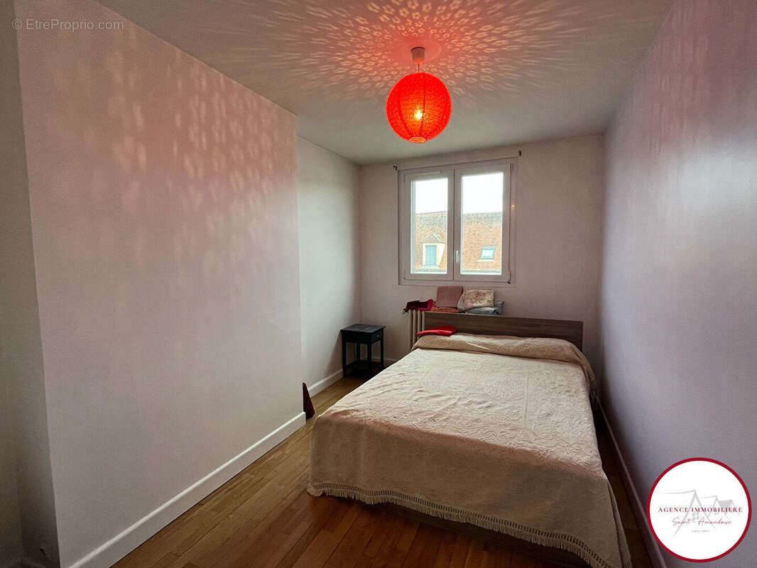 Maison à SAINT-AMAND-MONTROND