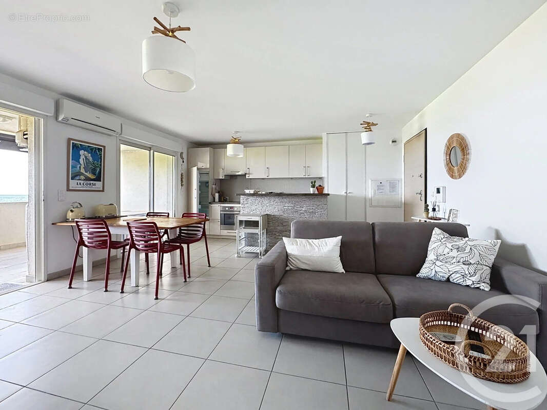 Appartement à SAN-NICOLAO