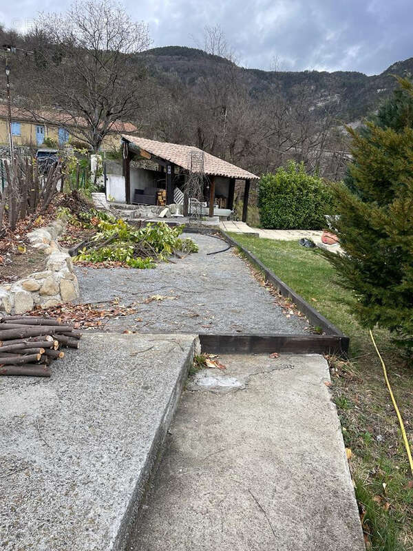 Maison à LE FUGERET