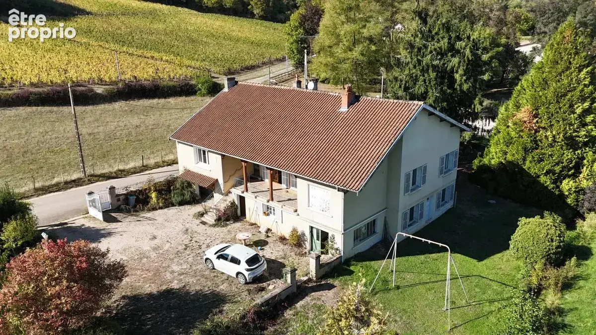 Maison à LUGNY