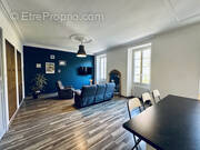 Appartement à COLLOBRIERES