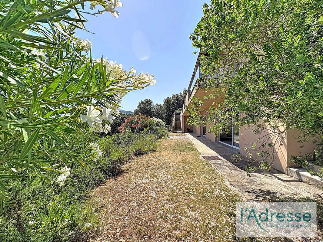 PIANA - Propriété de caractère - 195 m² - Vue exceptionnelle sur la mer - Piscine - photo 16