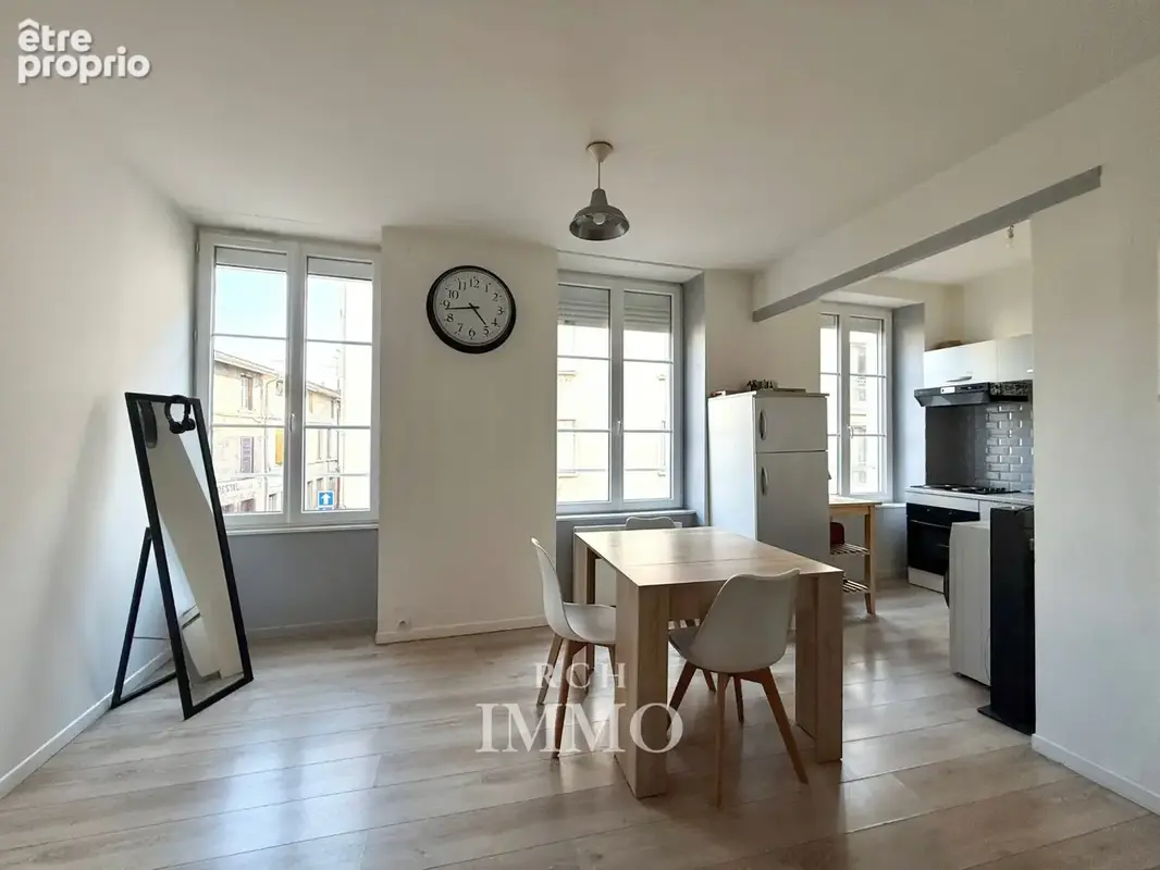 Appartement 3 pièces 53 m² à vendre à Sainte-Colombe (69560) - photo 2
