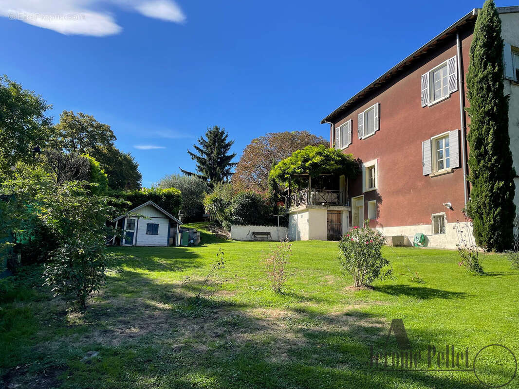 Maison à TERNAY