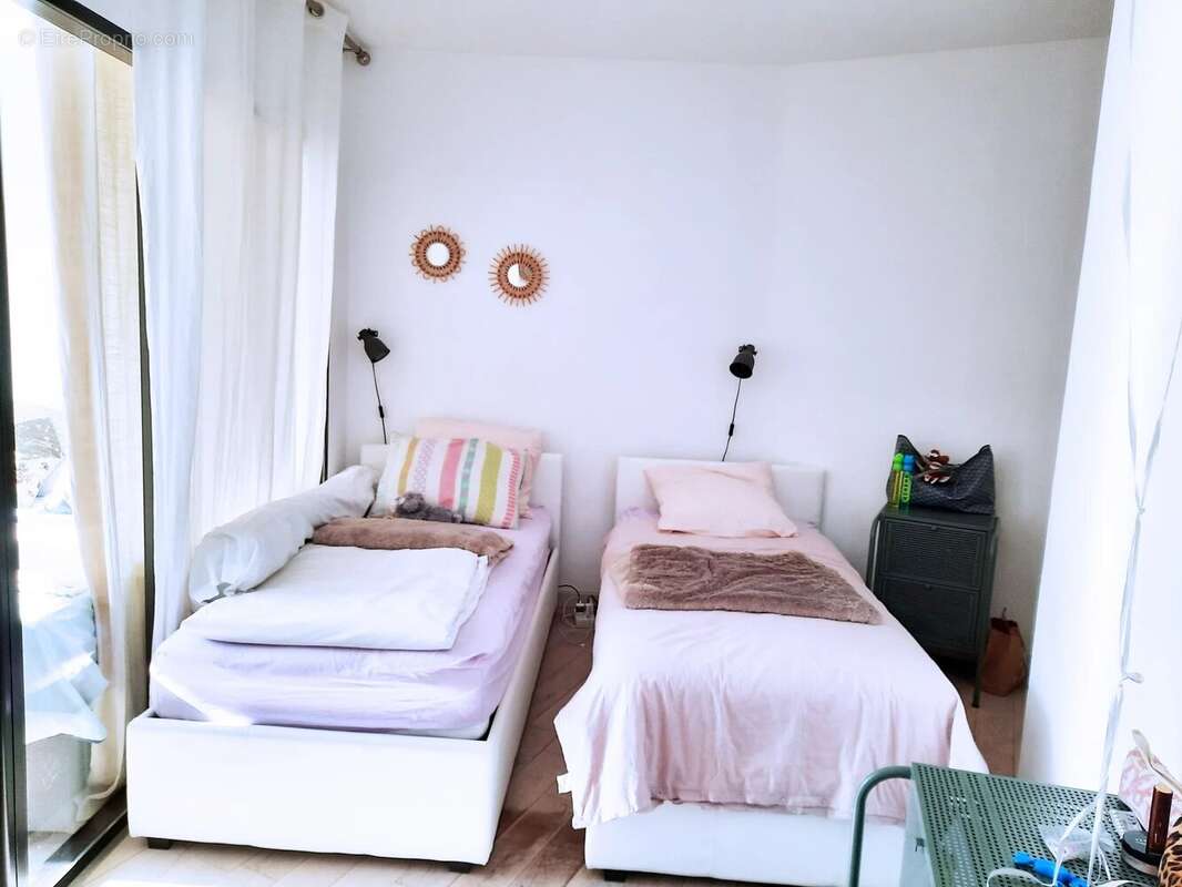 Cannes - Banane 3 pièces de 67m2 avec terrasse - photo 8