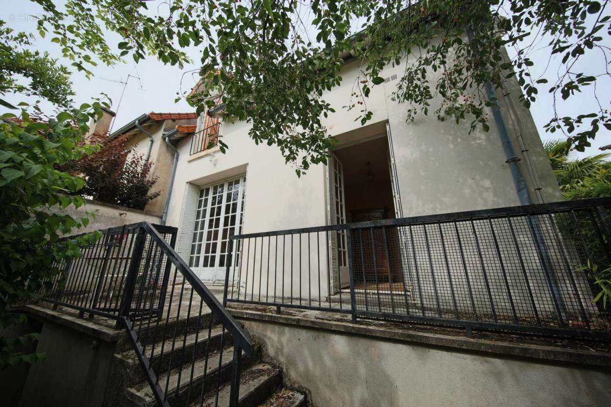Maison à AUTUN