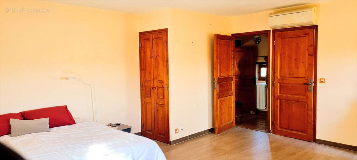 Maison à BOISSET-ET-GAUJAC