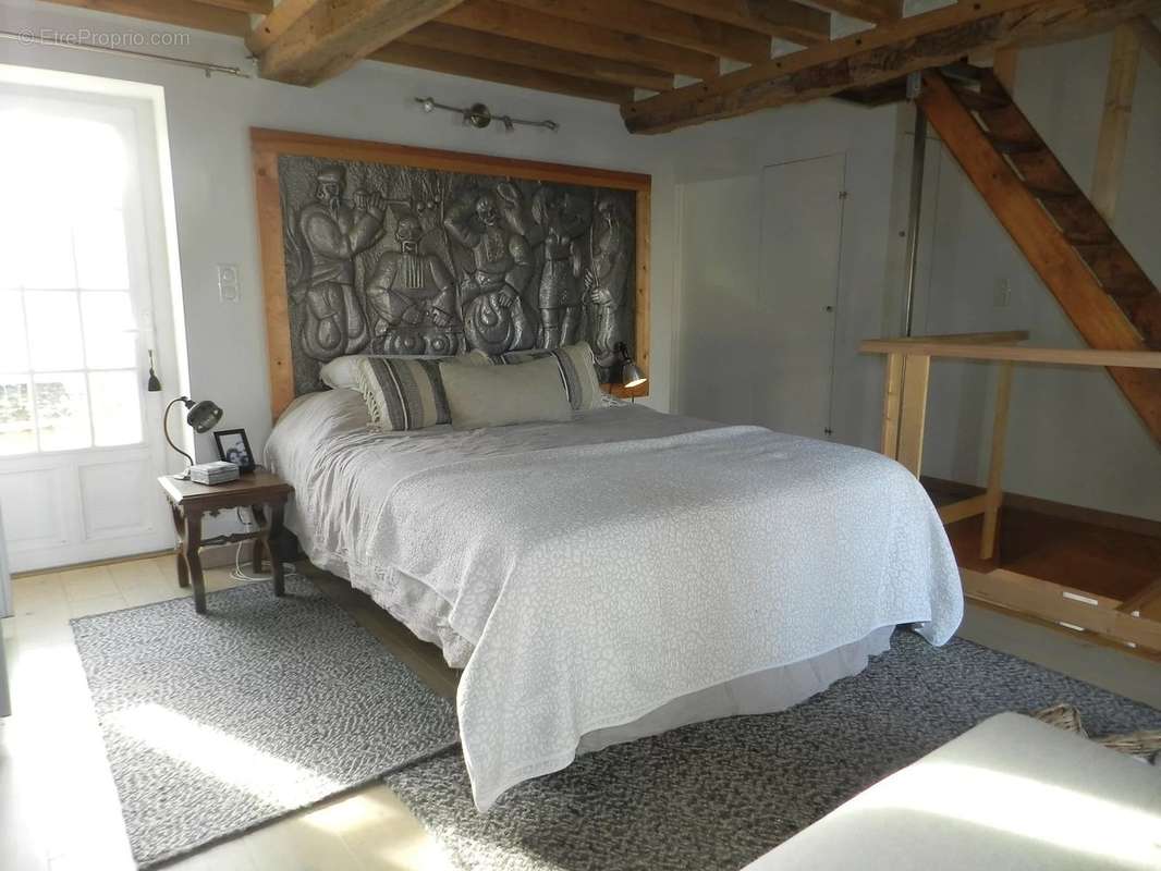 Maison à SAINT-PIERRE-SUR-DIVES