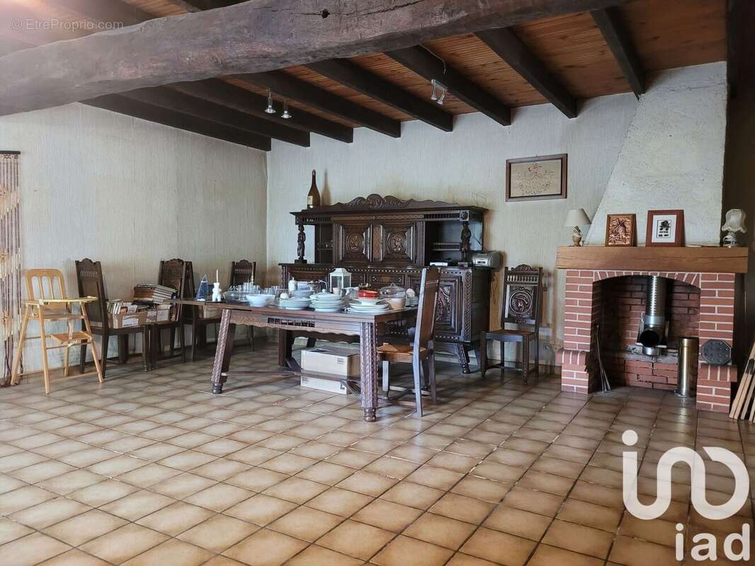 Photo 3 - Maison à AVAILLES-LIMOUZINE