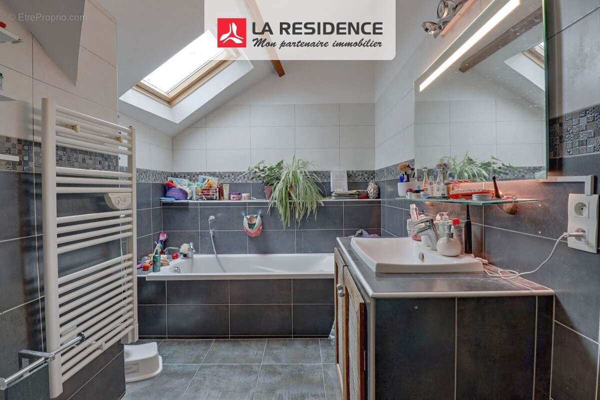 Maison à VILLIERS-SAINT-FREDERIC