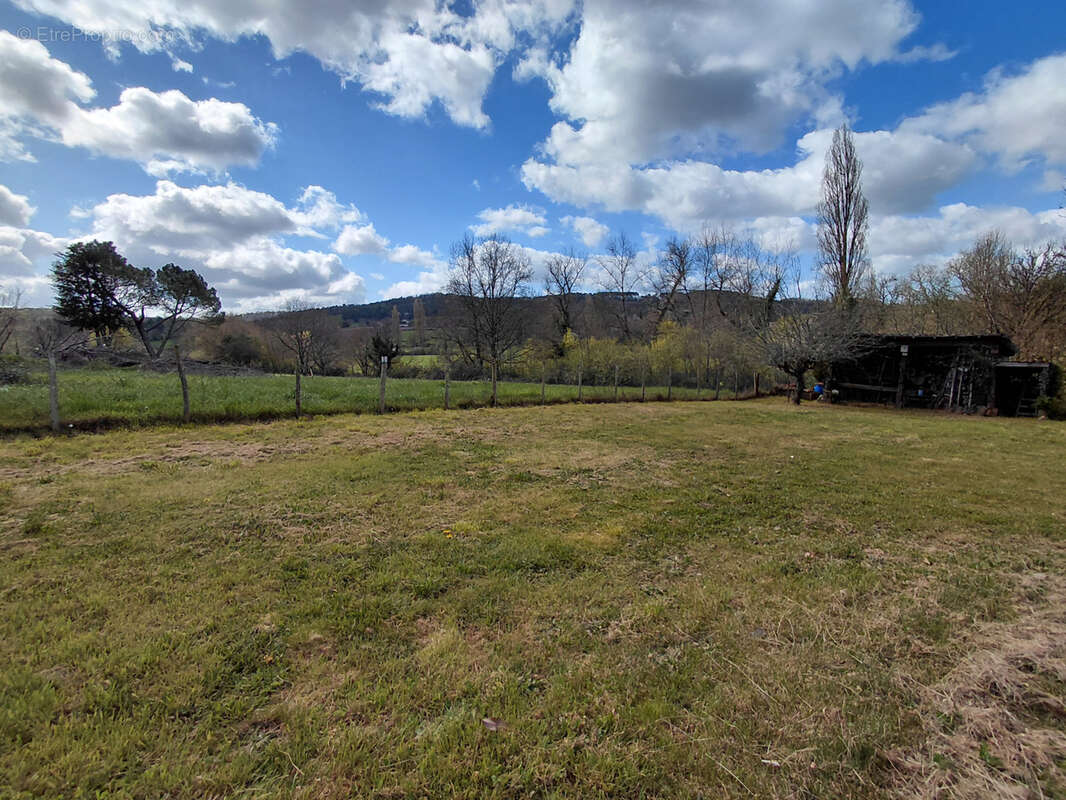 Maison à RAZAC-SUR-L'ISLE