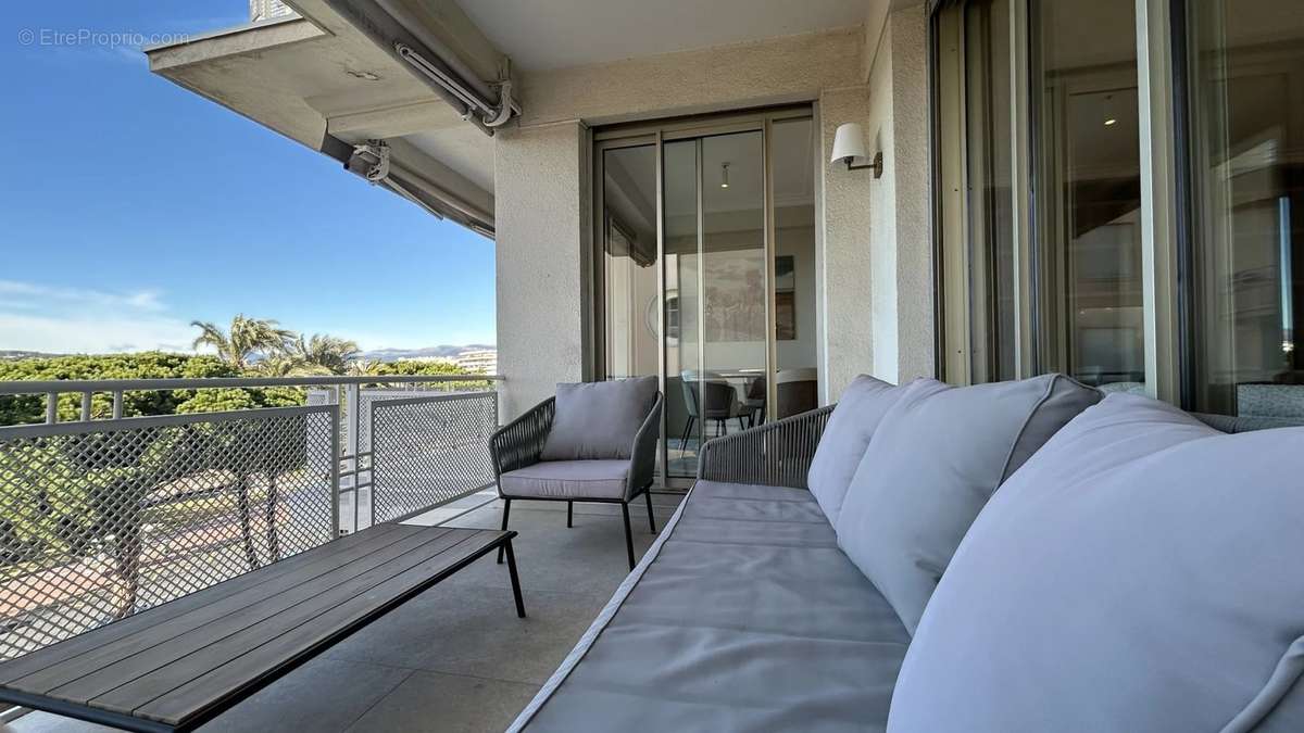 Appartement à CANNES