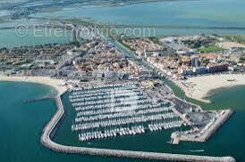 Parking à PALAVAS-LES-FLOTS