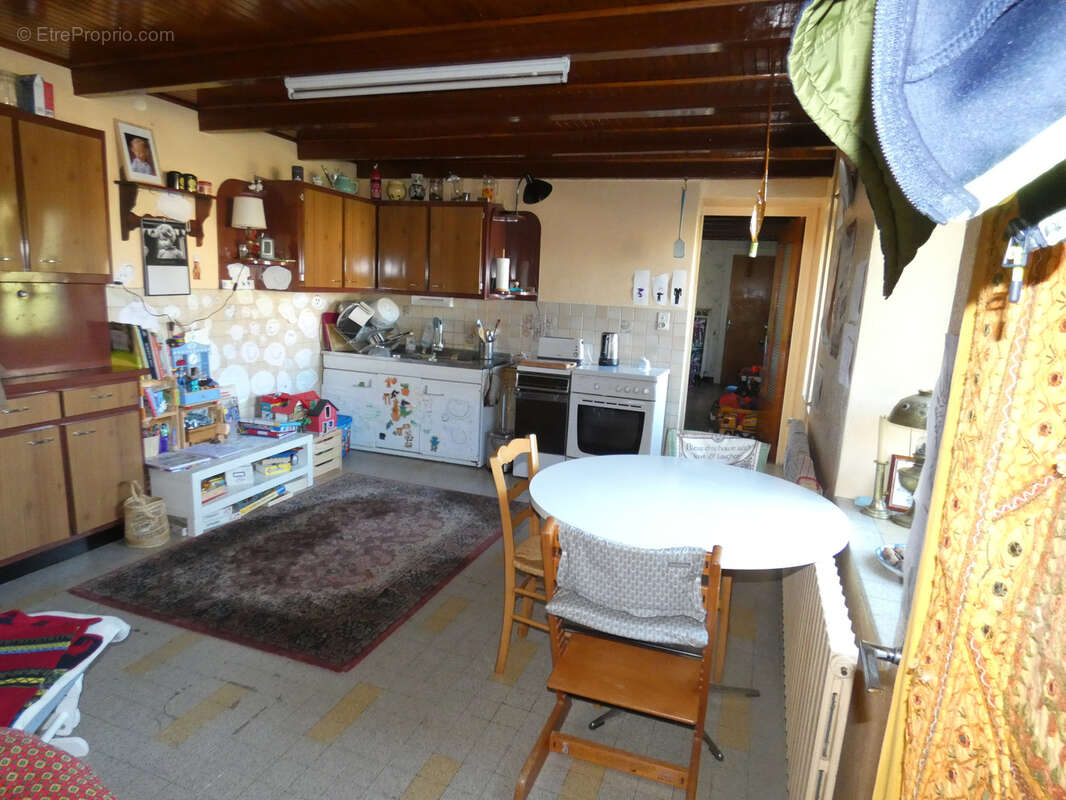 À Aranc, grande maison à vendre avec AGENCE IMMOBILIÈRE COLIN - photo 4