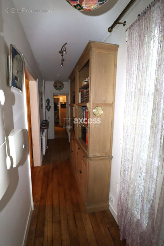 Appartement à PARIS-10E