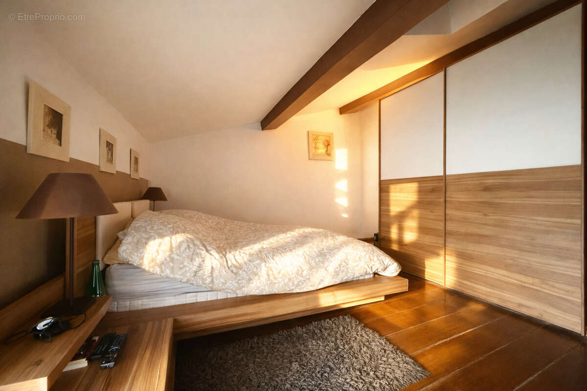 Maison à CONDRIEU