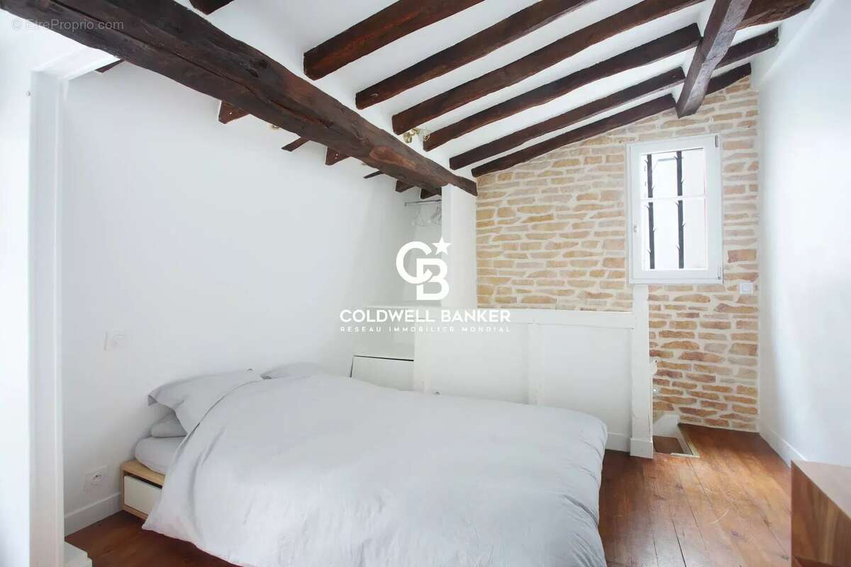 Appartement à PARIS-7E