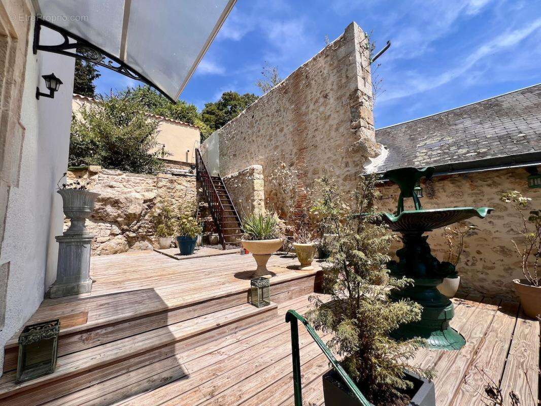 Maison de Maître rénovée de 5 chambres avec piscine et garag - photo 18