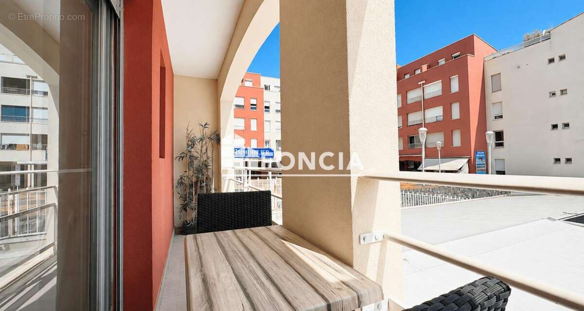 Cap d'agde, centre port, studio avec balcon - photo 6