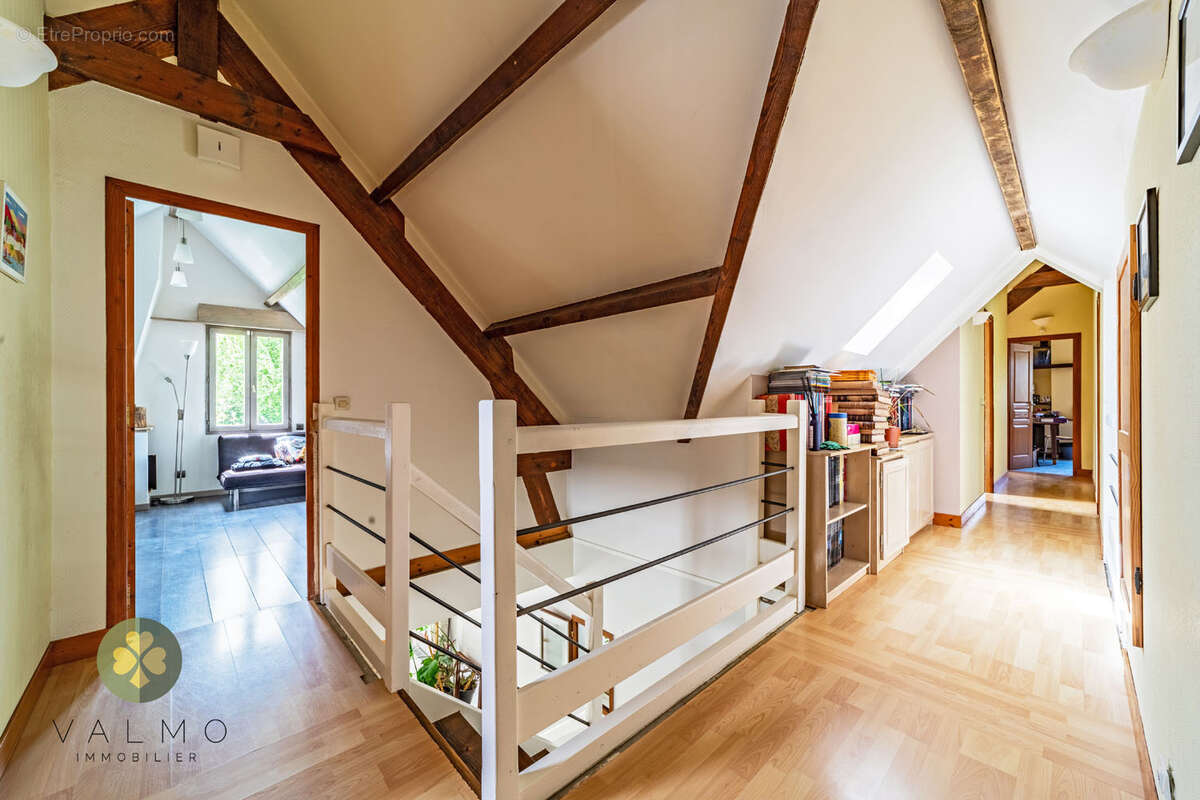 Maison à THOIRY