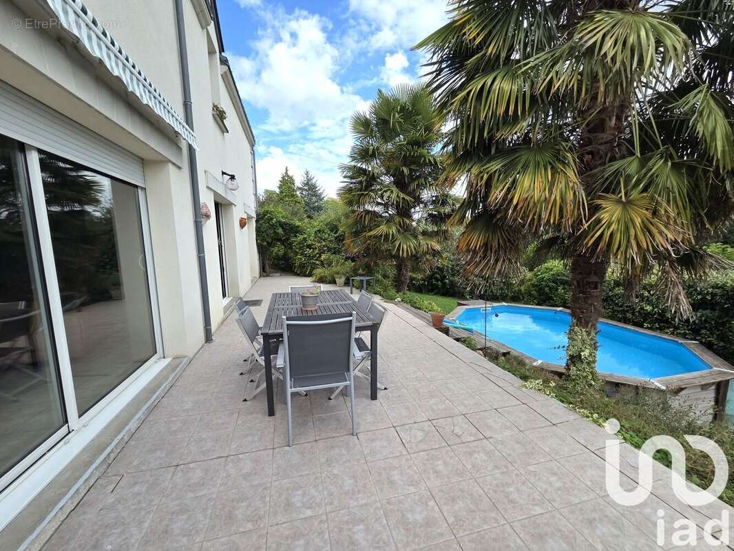 Photo 2 - Maison à SAINT-EPAIN