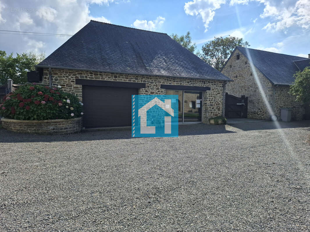 Maison à SAINT-AUBIN-DES-PREAUX