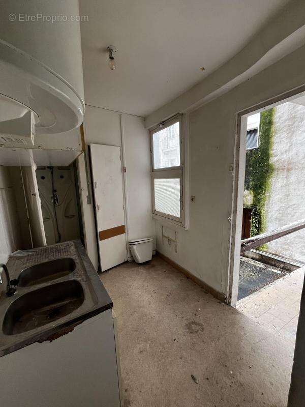 Bayonne hypercentre immeuble 8 appartements 360m² 800 000 - photo 10