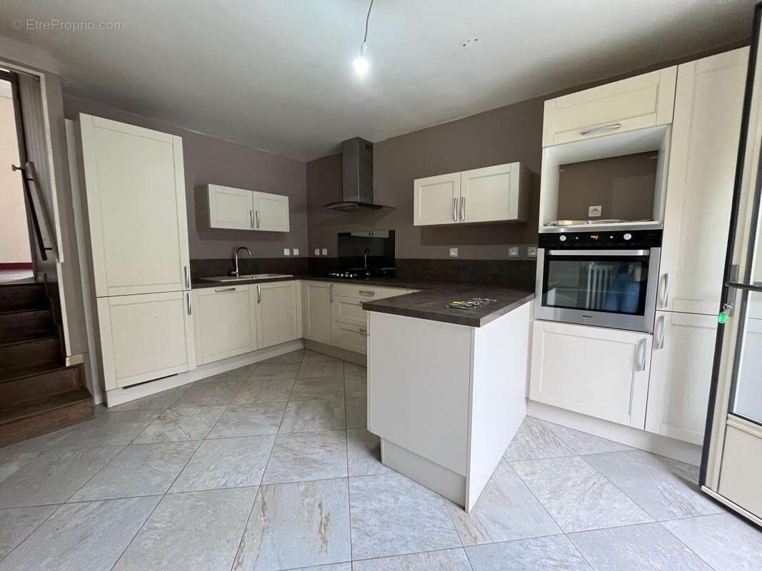 Maison à THORIGNE-SUR-DUE