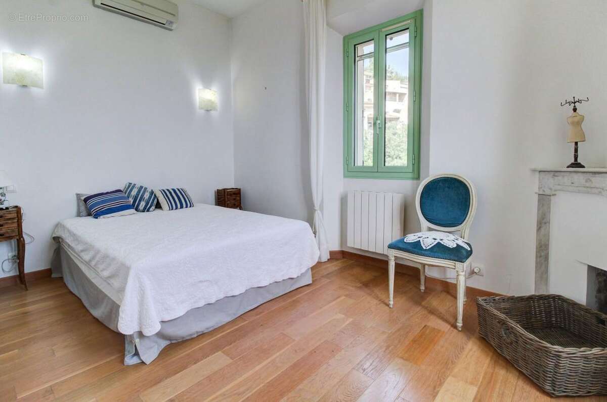 Maison à VALLAURIS