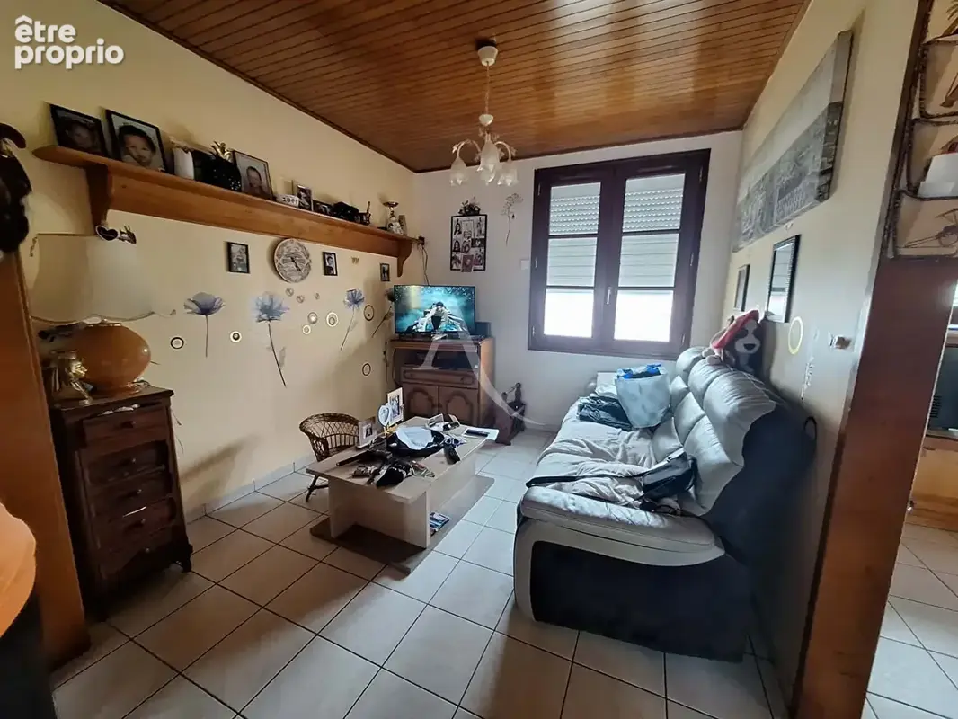 Maison Rue, proche du centre-ville, 3 chambres - photo 4