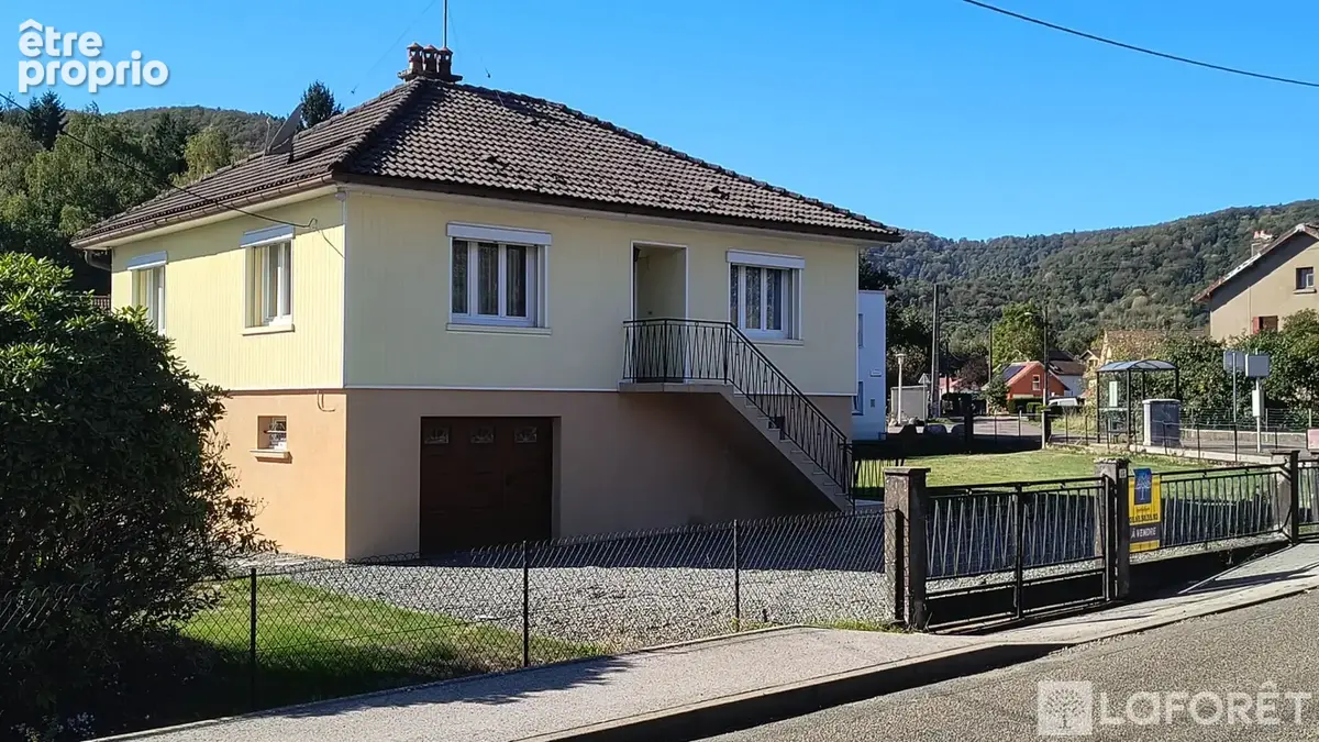 Maison 3 pièces 70 m² · à Plancher-Bas · 70,4 m² · 118 875 €
