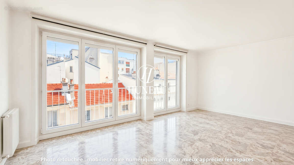 Appartement à PARIS-14E