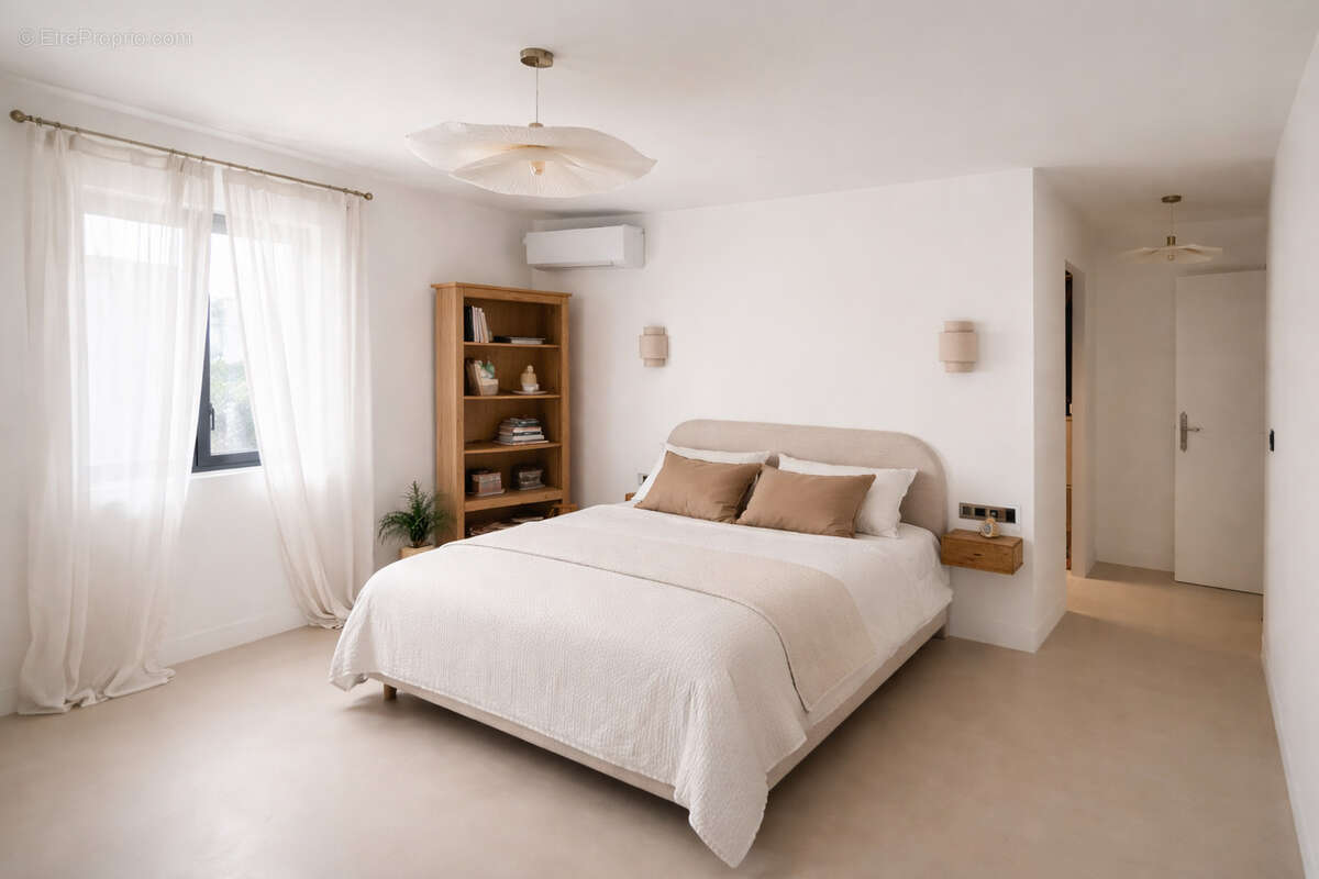 Maison à LA COLLE-SUR-LOUP