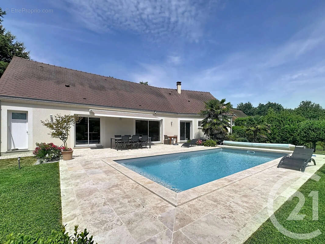 Maison à LIGNY-LE-RIBAULT