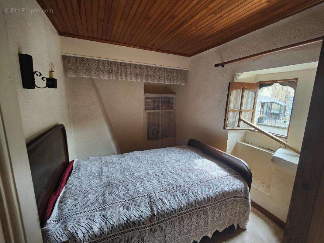 Maison à CALMONT