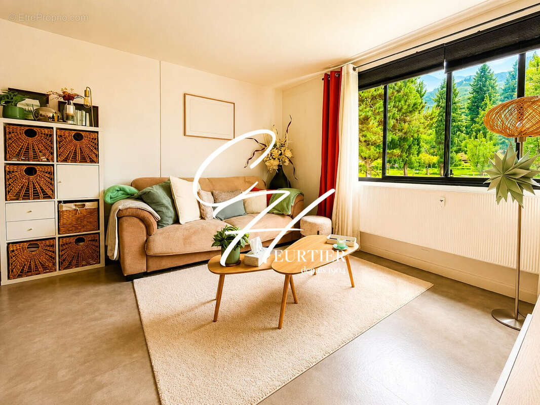 Appartement à SEYSSINET-PARISET
