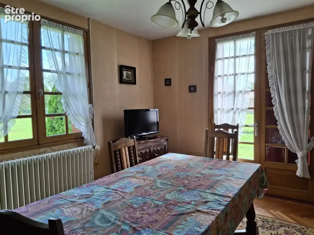Maison 4 pièces 83 m² à vendre à Chabanais (16150) - photo 6