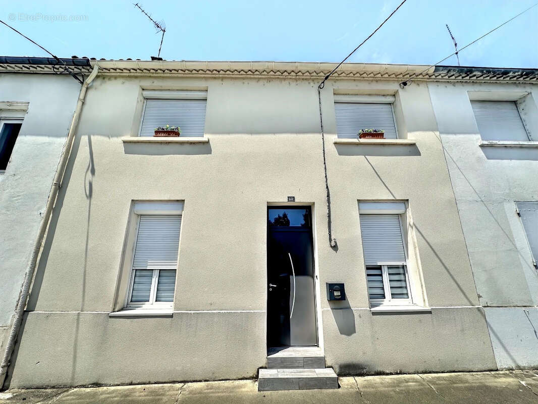 Maison à MIRAMONT-DE-GUYENNE