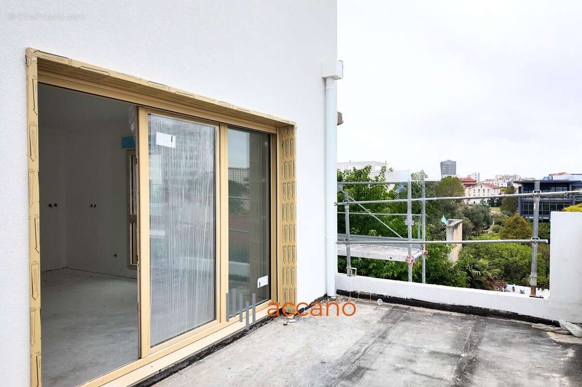 Appartement à LYON-8E