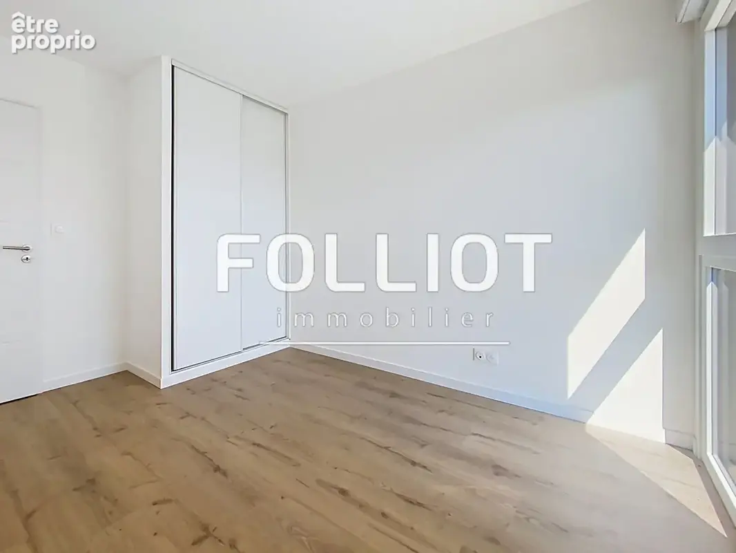 A VENDRE- Appartement 4 pièces Fougères - terrasse - photo 11