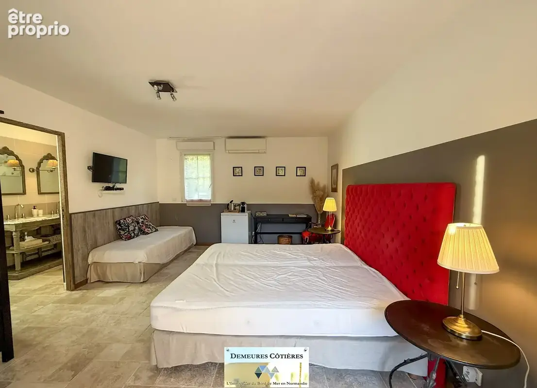 Propriete familiale et touristique de charme a 10 minutes de FECAMP - parc 8000 m2 - piscine - 6 chambres - photo 24