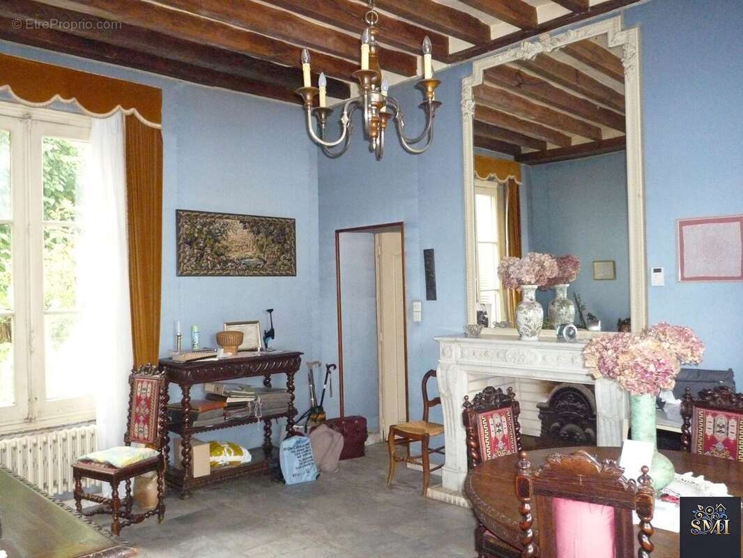 Maison à LA CHAPELLE-SUR-LOIRE