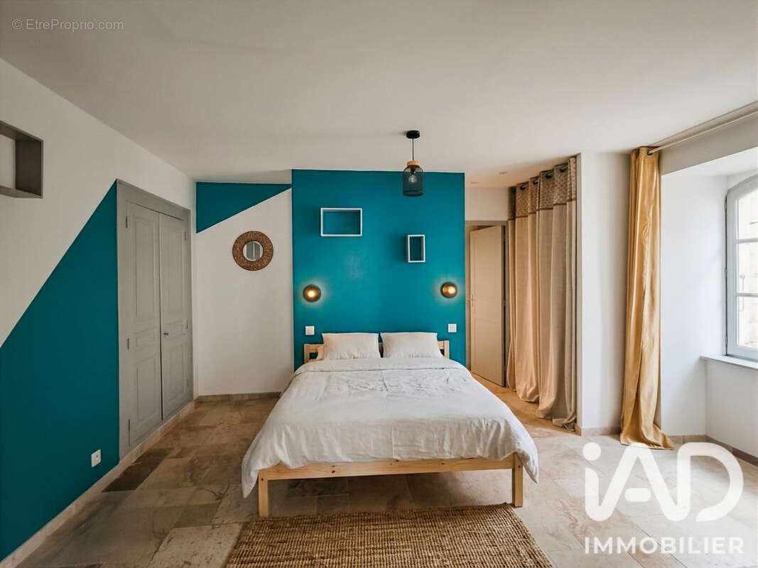 Maison 180 m² à Berrias-Et-Casteljau  - photo 9