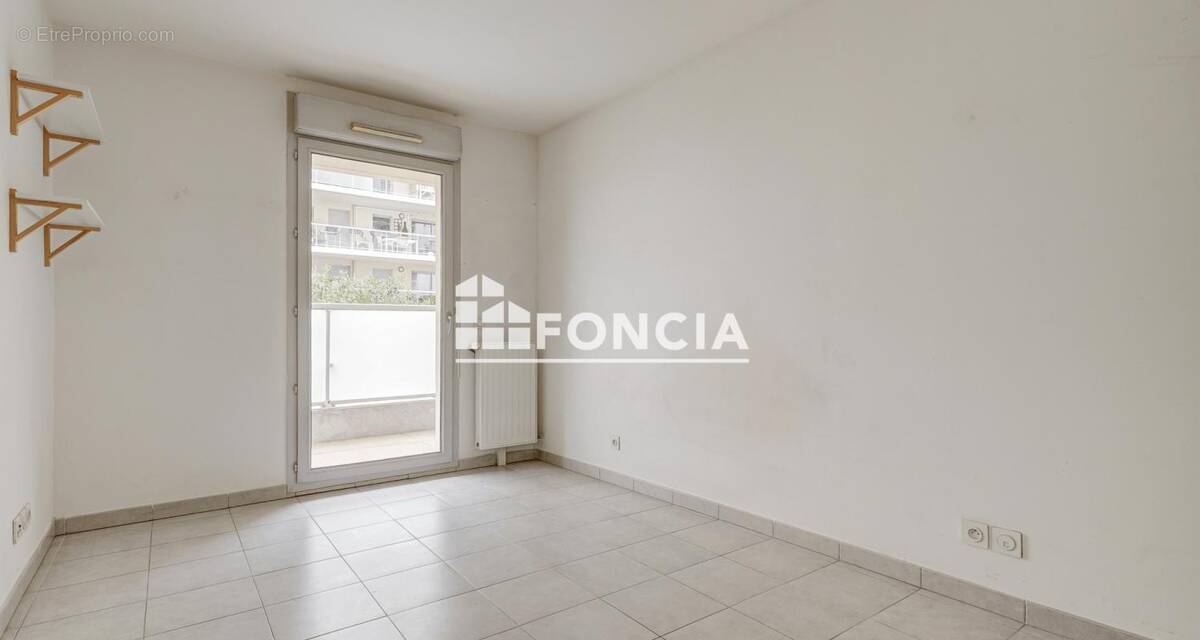 Appartement à MARSEILLE-2E