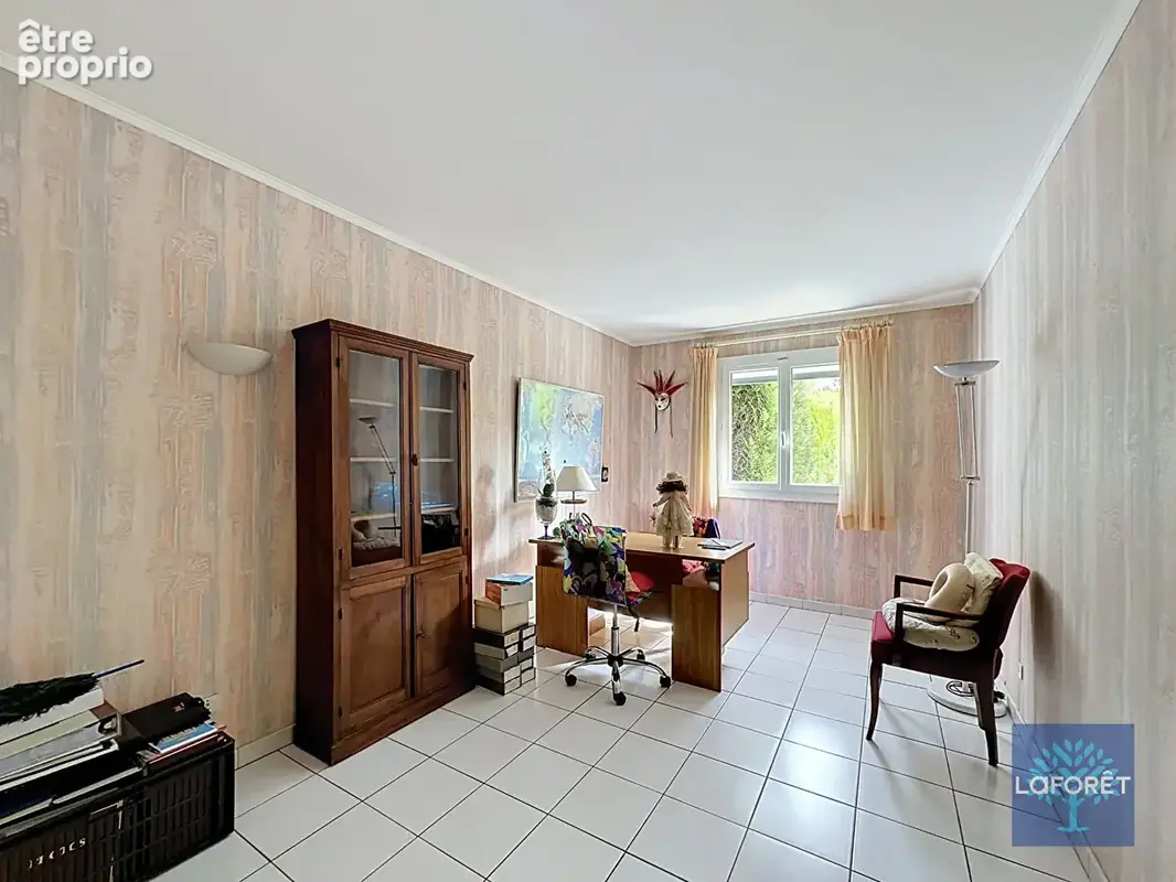 MAISON LA FERTE ALAIS - 9 pièces -5 chambres - 185 m² - 611 m² de terrain - photo 8