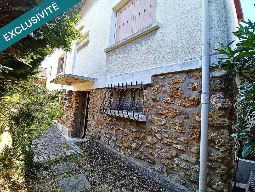 Photo 1 - Maison à CLAMART