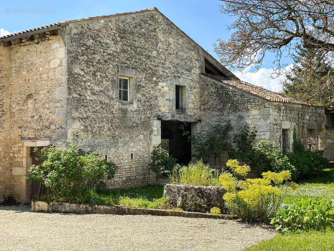 Maison à SAINT-GERMAIN-DU-SEUDRE