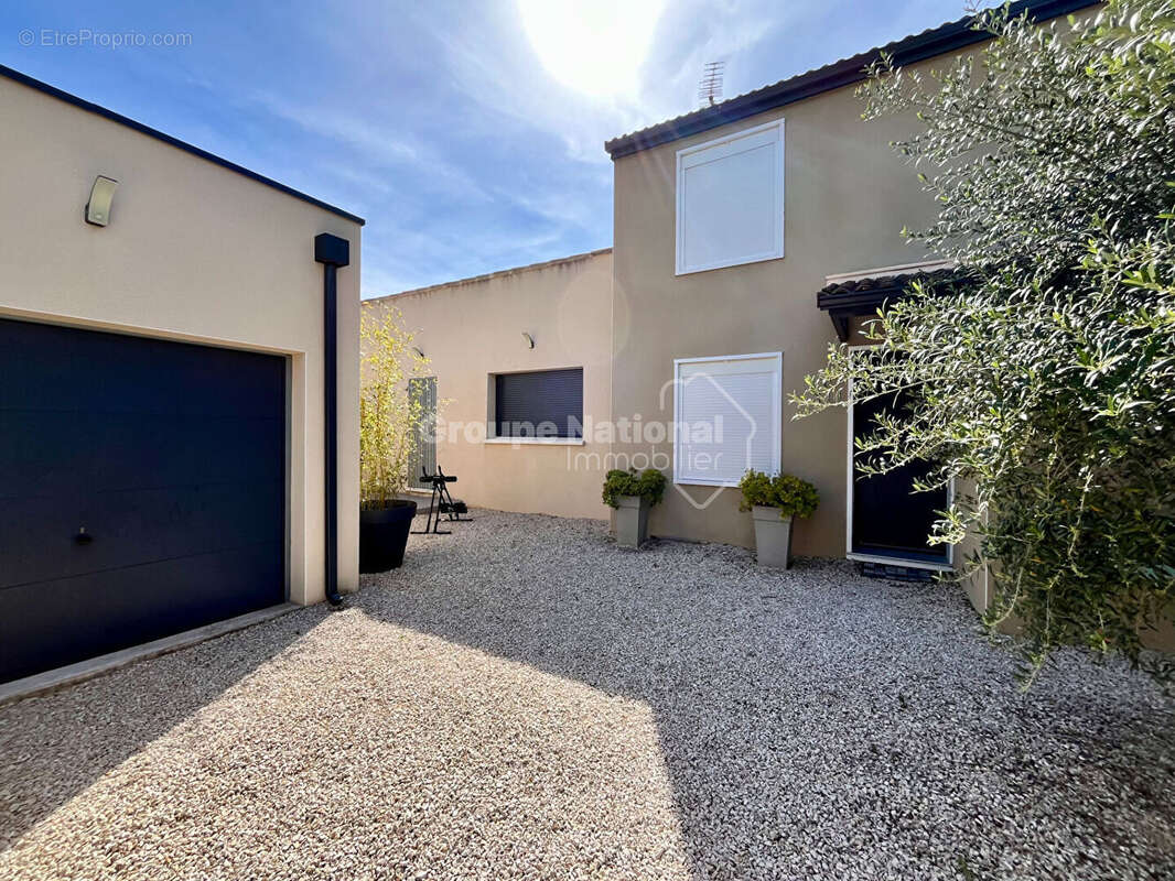 Maison à LES ANGLES