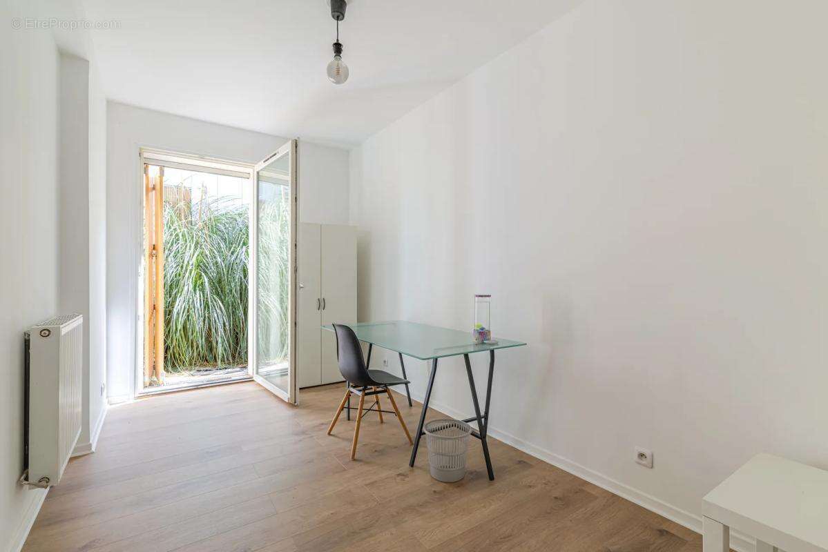 Appartement à L'ILE-SAINT-DENIS